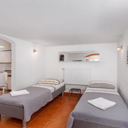 Apartments Villa Temer Pinezici  Exterior photo