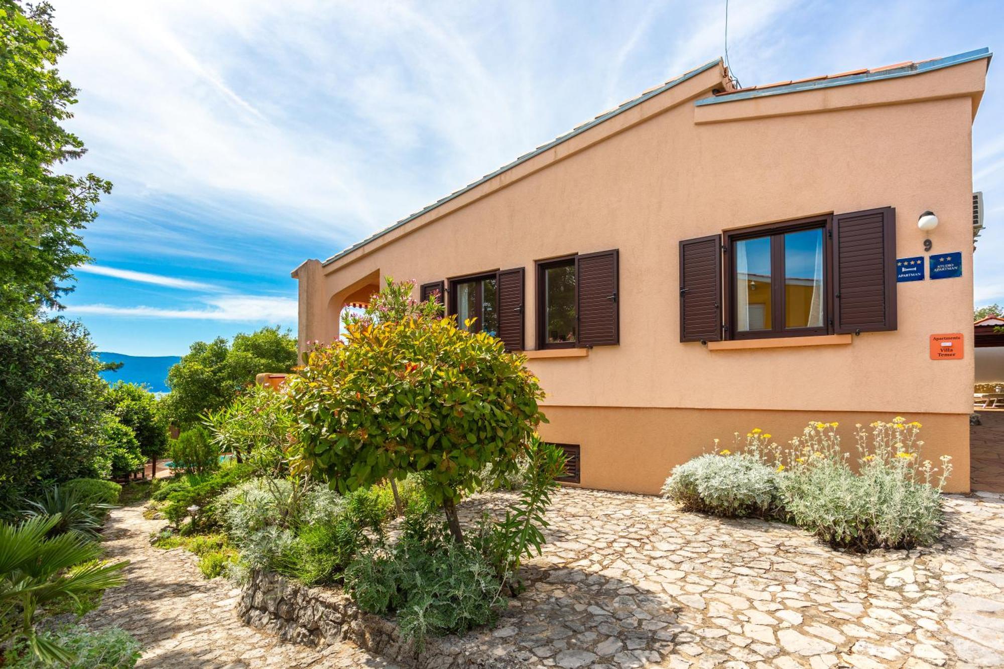 Temer Villa Pinezici (Krk)